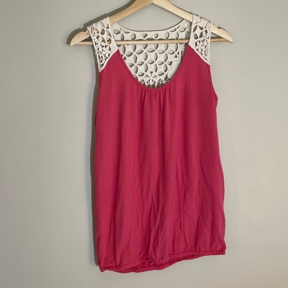 Mudd Pink Detailed Top - Picture 1 of 5